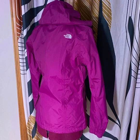 The North Face Magenta Rain Jacket - Picture 5 of 11